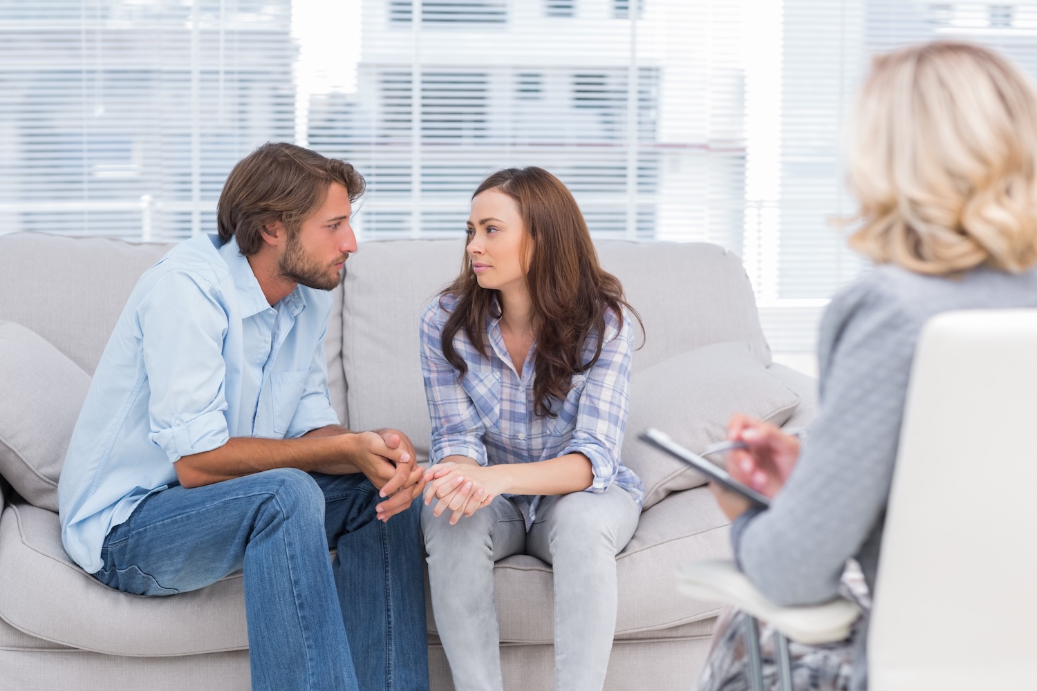 healing betrayal and affair trauma in couples therapy